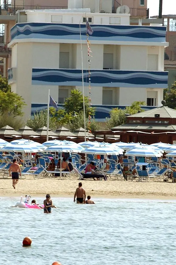 ***  רימיני Hotel Corinna איטליה